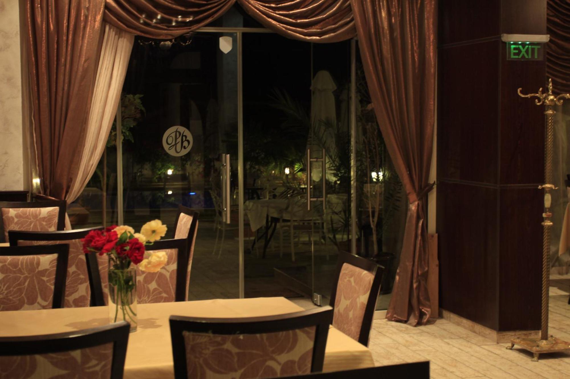 Guest House Palazzo เบียลา ภายนอก รูปภาพ
